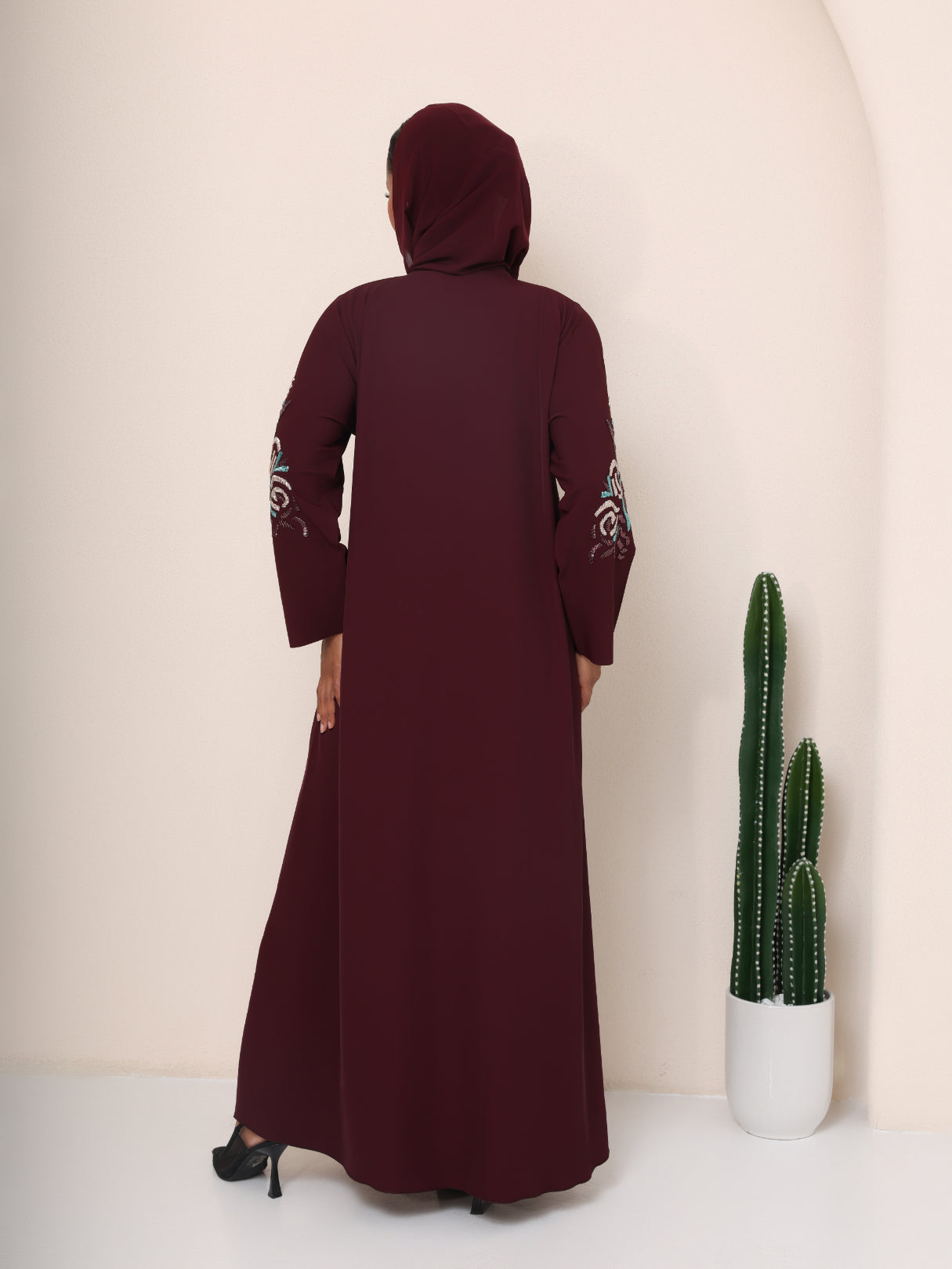 The Garnet Vine Hooded Abaya