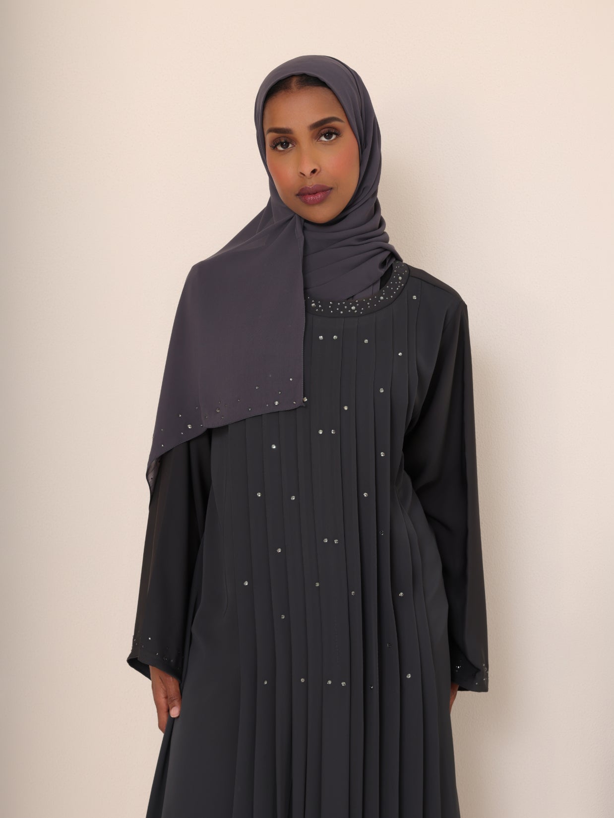 The Slate Pleat & Starfire Abaya